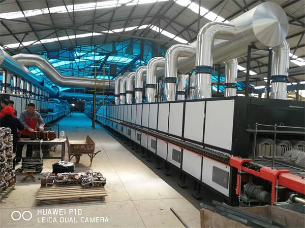 120×1.8/1.6米天然氣燒高檔琉璃瓦輥道窯生產(chǎn)線(xiàn)（日產(chǎn)50噸，素?zé)詿C合能耗75m3/噸產(chǎn)品）